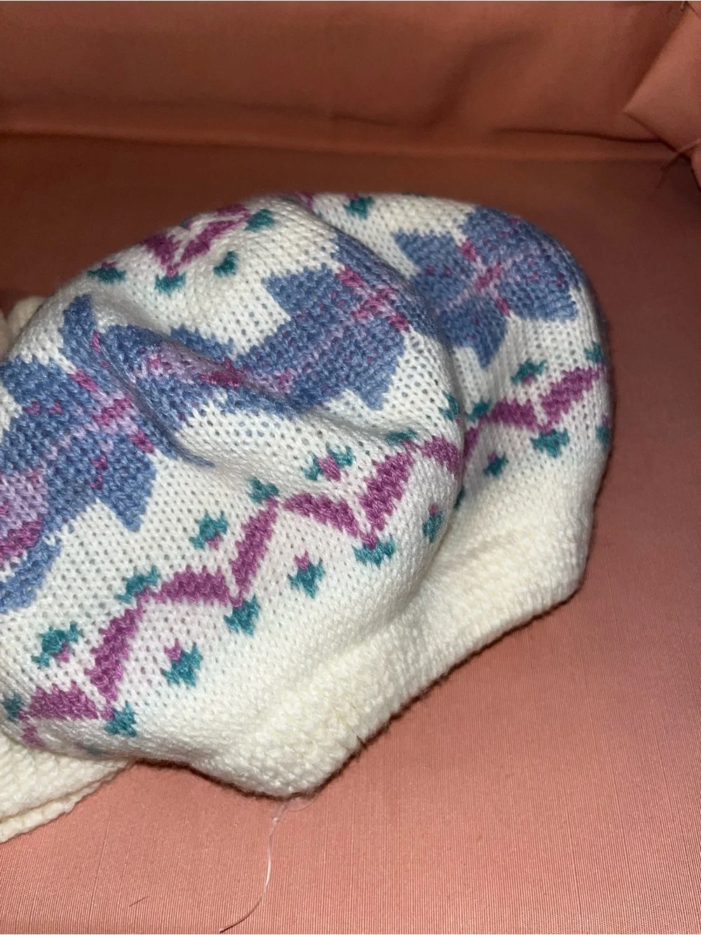 Vintage 80/90s Cream Knit Snowflake Gloves and Hat Set - Purple & Teal fairisle